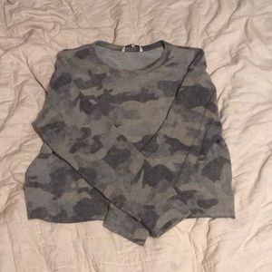 BKE cropped long sleeve sweater